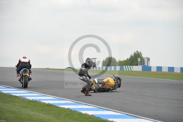 Motorcycle action photographs;Trackday digital images;donington;donington park leicestershire;donington photographs;event digital images;eventdigitalimages;no limits trackday;peter wileman photography;trackday;trackday photos