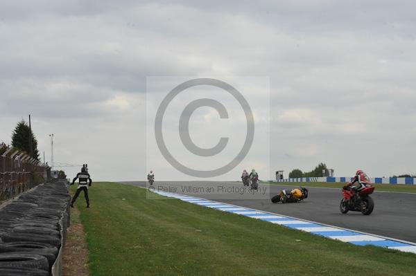 Motorcycle action photographs;Trackday digital images;donington;donington park leicestershire;donington photographs;event digital images;eventdigitalimages;no limits trackday;peter wileman photography;trackday;trackday photos
