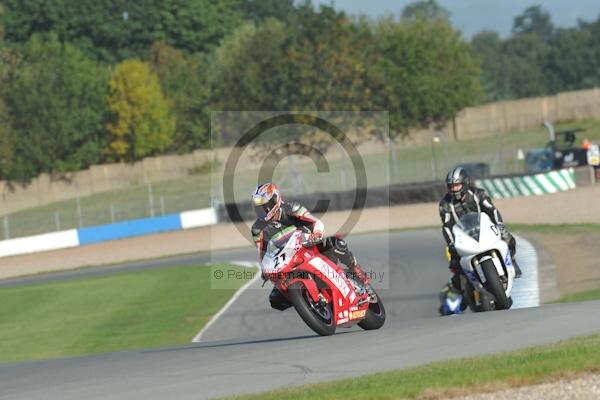 Motorcycle action photographs;Trackday digital images;donington;donington park leicestershire;donington photographs;event digital images;eventdigitalimages;no limits trackday;peter wileman photography;trackday;trackday photos
