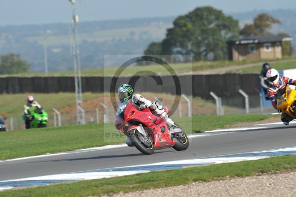 Motorcycle action photographs;Trackday digital images;donington;donington park leicestershire;donington photographs;event digital images;eventdigitalimages;no limits trackday;peter wileman photography;trackday;trackday photos
