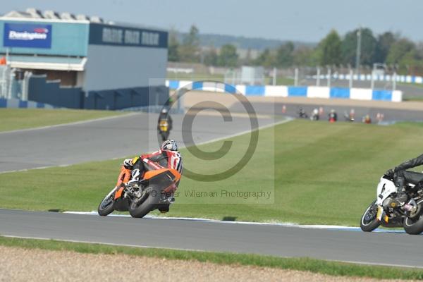 Motorcycle action photographs;Trackday digital images;donington;donington park leicestershire;donington photographs;event digital images;eventdigitalimages;no limits trackday;peter wileman photography;trackday;trackday photos