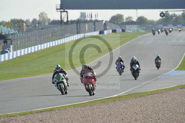 Motorcycle action photographs;Trackday digital images;donington;donington park leicestershire;donington photographs;event digital images;eventdigitalimages;no limits trackday;peter wileman photography;trackday;trackday photos