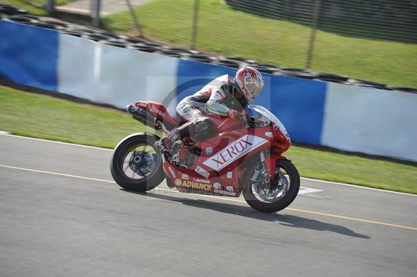 Motorcycle action photographs;Trackday digital images;donington;donington park leicestershire;donington photographs;event digital images;eventdigitalimages;no limits trackday;peter wileman photography;trackday;trackday photos