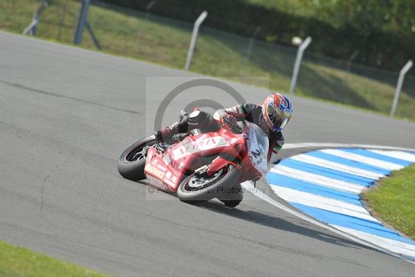 Motorcycle action photographs;Trackday digital images;donington;donington park leicestershire;donington photographs;event digital images;eventdigitalimages;no limits trackday;peter wileman photography;trackday;trackday photos