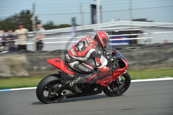 Motorcycle action photographs;Trackday digital images;donington;donington park leicestershire;donington photographs;event digital images;eventdigitalimages;no limits trackday;peter wileman photography;trackday;trackday photos