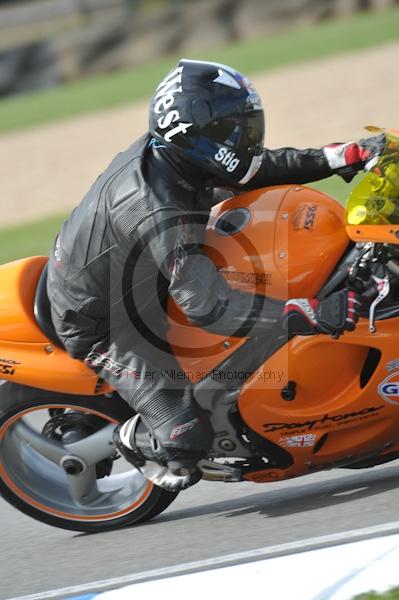 Motorcycle action photographs;Trackday digital images;donington;donington park leicestershire;donington photographs;event digital images;eventdigitalimages;no limits trackday;peter wileman photography;trackday;trackday photos