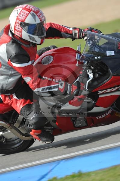 Motorcycle action photographs;Trackday digital images;donington;donington park leicestershire;donington photographs;event digital images;eventdigitalimages;no limits trackday;peter wileman photography;trackday;trackday photos
