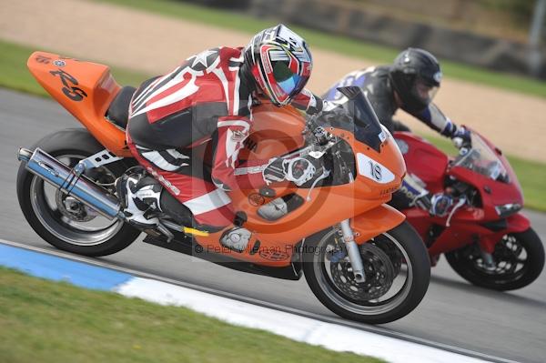 Motorcycle action photographs;Trackday digital images;donington;donington park leicestershire;donington photographs;event digital images;eventdigitalimages;no limits trackday;peter wileman photography;trackday;trackday photos
