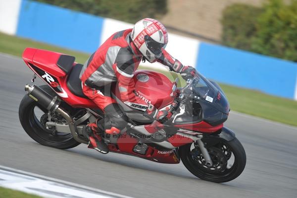 Motorcycle action photographs;Trackday digital images;donington;donington park leicestershire;donington photographs;event digital images;eventdigitalimages;no limits trackday;peter wileman photography;trackday;trackday photos
