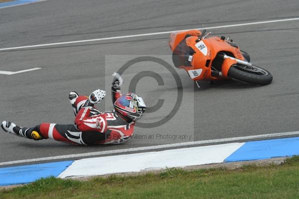 Motorcycle action photographs;Trackday digital images;donington;donington park leicestershire;donington photographs;event digital images;eventdigitalimages;no limits trackday;peter wileman photography;trackday;trackday photos