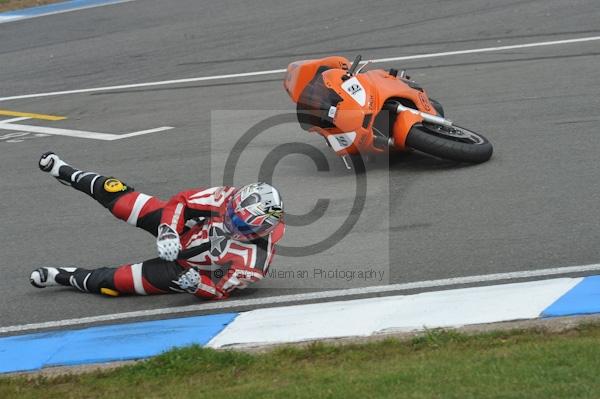 Motorcycle action photographs;Trackday digital images;donington;donington park leicestershire;donington photographs;event digital images;eventdigitalimages;no limits trackday;peter wileman photography;trackday;trackday photos