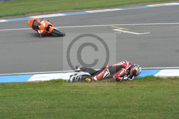 Motorcycle action photographs;Trackday digital images;donington;donington park leicestershire;donington photographs;event digital images;eventdigitalimages;no limits trackday;peter wileman photography;trackday;trackday photos