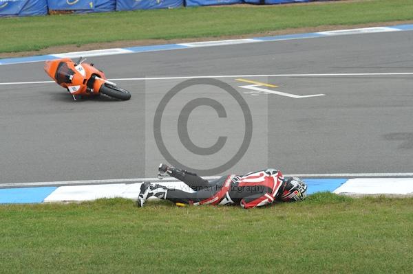 Motorcycle action photographs;Trackday digital images;donington;donington park leicestershire;donington photographs;event digital images;eventdigitalimages;no limits trackday;peter wileman photography;trackday;trackday photos