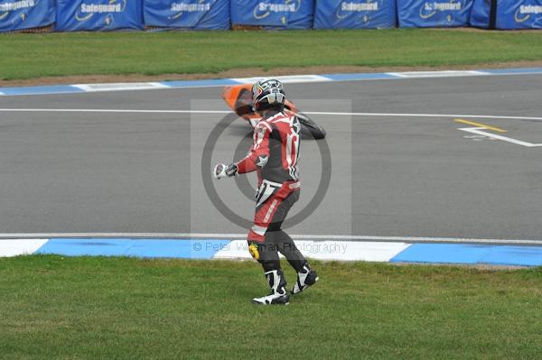 Motorcycle action photographs;Trackday digital images;donington;donington park leicestershire;donington photographs;event digital images;eventdigitalimages;no limits trackday;peter wileman photography;trackday;trackday photos