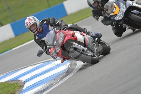 Motorcycle action photographs;Trackday digital images;donington;donington park leicestershire;donington photographs;event digital images;eventdigitalimages;no limits trackday;peter wileman photography;trackday;trackday photos