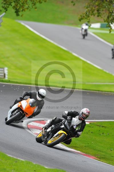 Motorcycle action photographs;Trackday digital images;cadwell;cadwell park photographs;event digital images;eventdigitalimages;motor racing louth lincolnshire;no limits trackday;peter wileman photography;trackday;trackday photos