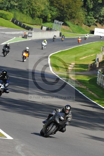 Motorcycle action photographs;Trackday digital images;cadwell;cadwell park photographs;event digital images;eventdigitalimages;motor racing louth lincolnshire;no limits trackday;peter wileman photography;trackday;trackday photos