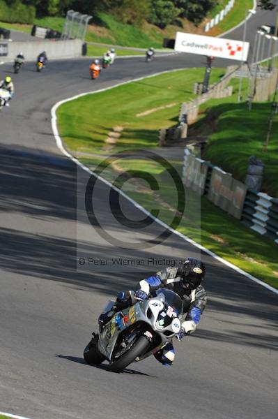 Motorcycle action photographs;Trackday digital images;cadwell;cadwell park photographs;event digital images;eventdigitalimages;motor racing louth lincolnshire;no limits trackday;peter wileman photography;trackday;trackday photos