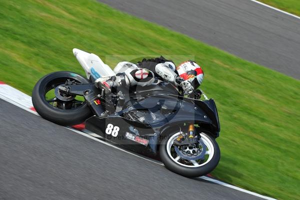 Motorcycle action photographs;Trackday digital images;cadwell;cadwell park photographs;event digital images;eventdigitalimages;motor racing louth lincolnshire;no limits trackday;peter wileman photography;trackday;trackday photos