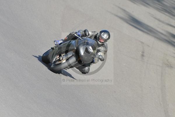 Motorcycle action photographs;Trackday digital images;cadwell;cadwell park photographs;event digital images;eventdigitalimages;motor racing louth lincolnshire;no limits trackday;peter wileman photography;trackday;trackday photos