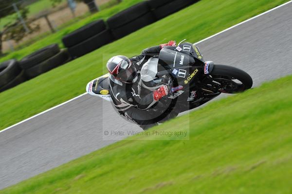 Motorcycle action photographs;Trackday digital images;cadwell;cadwell park photographs;event digital images;eventdigitalimages;motor racing louth lincolnshire;no limits trackday;peter wileman photography;trackday;trackday photos