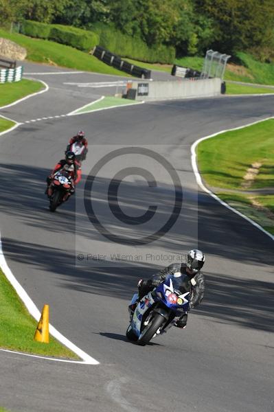 Motorcycle action photographs;Trackday digital images;cadwell;cadwell park photographs;event digital images;eventdigitalimages;motor racing louth lincolnshire;no limits trackday;peter wileman photography;trackday;trackday photos