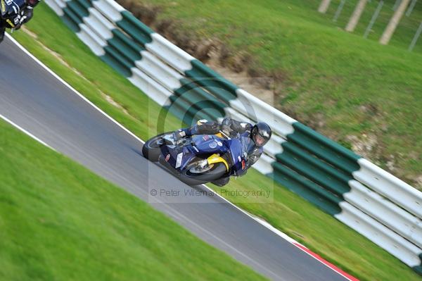 Motorcycle action photographs;Trackday digital images;cadwell;cadwell park photographs;event digital images;eventdigitalimages;motor racing louth lincolnshire;no limits trackday;peter wileman photography;trackday;trackday photos