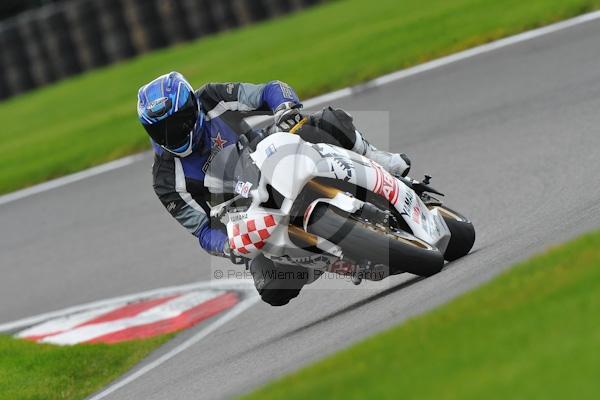 Motorcycle action photographs;Trackday digital images;cadwell;cadwell park photographs;event digital images;eventdigitalimages;motor racing louth lincolnshire;no limits trackday;peter wileman photography;trackday;trackday photos