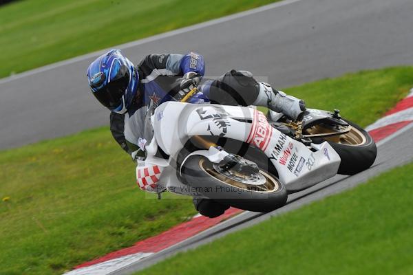 Motorcycle action photographs;Trackday digital images;cadwell;cadwell park photographs;event digital images;eventdigitalimages;motor racing louth lincolnshire;no limits trackday;peter wileman photography;trackday;trackday photos