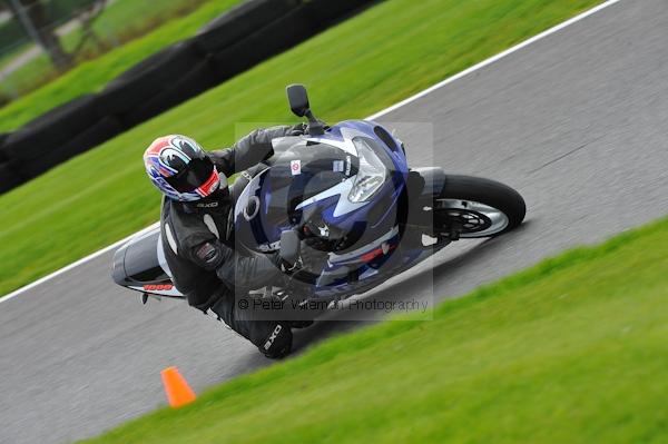 Motorcycle action photographs;Trackday digital images;cadwell;cadwell park photographs;event digital images;eventdigitalimages;motor racing louth lincolnshire;no limits trackday;peter wileman photography;trackday;trackday photos