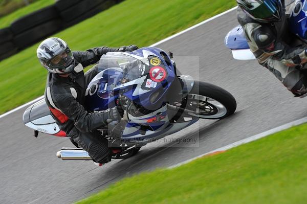 Motorcycle action photographs;Trackday digital images;cadwell;cadwell park photographs;event digital images;eventdigitalimages;motor racing louth lincolnshire;no limits trackday;peter wileman photography;trackday;trackday photos