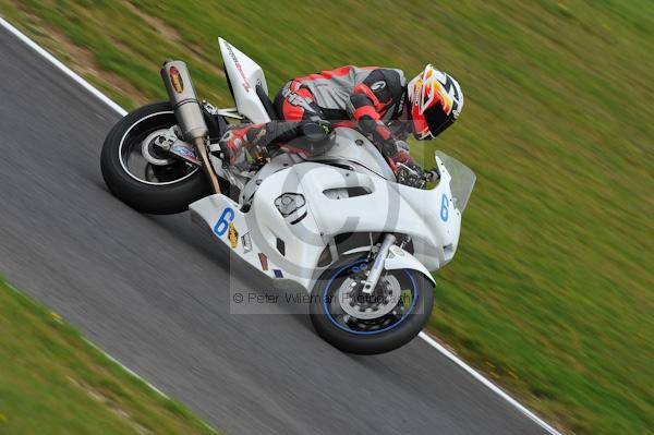 Motorcycle action photographs;Trackday digital images;cadwell;cadwell park photographs;event digital images;eventdigitalimages;motor racing louth lincolnshire;no limits trackday;peter wileman photography;trackday;trackday photos