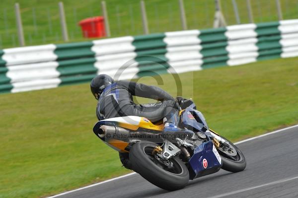 Motorcycle action photographs;Trackday digital images;cadwell;cadwell park photographs;event digital images;eventdigitalimages;motor racing louth lincolnshire;no limits trackday;peter wileman photography;trackday;trackday photos