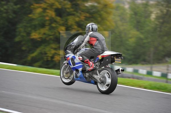 Motorcycle action photographs;Trackday digital images;cadwell;cadwell park photographs;event digital images;eventdigitalimages;motor racing louth lincolnshire;no limits trackday;peter wileman photography;trackday;trackday photos