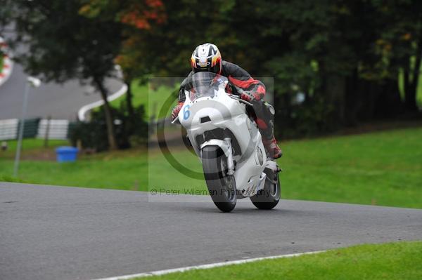 Motorcycle action photographs;Trackday digital images;cadwell;cadwell park photographs;event digital images;eventdigitalimages;motor racing louth lincolnshire;no limits trackday;peter wileman photography;trackday;trackday photos
