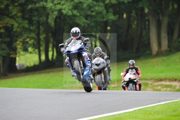Motorcycle action photographs;Trackday digital images;cadwell;cadwell park photographs;event digital images;eventdigitalimages;motor racing louth lincolnshire;no limits trackday;peter wileman photography;trackday;trackday photos