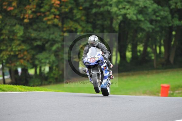 Motorcycle action photographs;Trackday digital images;cadwell;cadwell park photographs;event digital images;eventdigitalimages;motor racing louth lincolnshire;no limits trackday;peter wileman photography;trackday;trackday photos