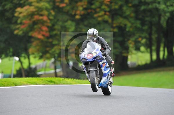 Motorcycle action photographs;Trackday digital images;cadwell;cadwell park photographs;event digital images;eventdigitalimages;motor racing louth lincolnshire;no limits trackday;peter wileman photography;trackday;trackday photos