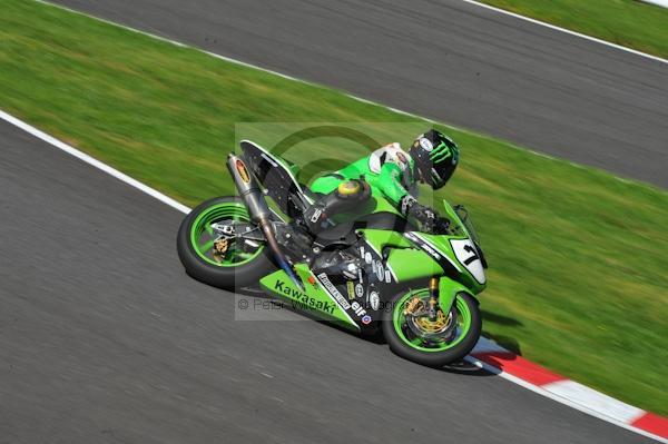 Motorcycle action photographs;Trackday digital images;cadwell;cadwell park photographs;event digital images;eventdigitalimages;motor racing louth lincolnshire;no limits trackday;peter wileman photography;trackday;trackday photos