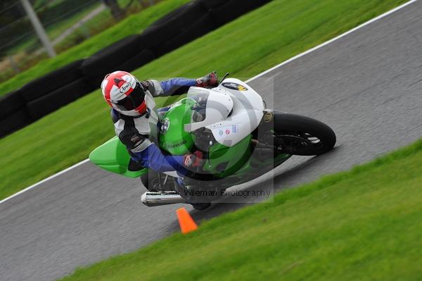 Motorcycle action photographs;Trackday digital images;cadwell;cadwell park photographs;event digital images;eventdigitalimages;motor racing louth lincolnshire;no limits trackday;peter wileman photography;trackday;trackday photos
