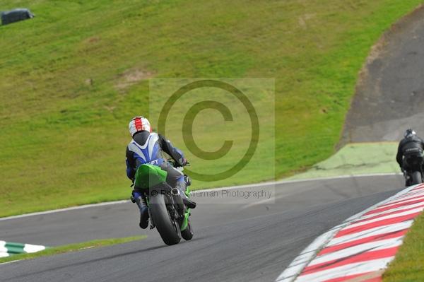 Motorcycle action photographs;Trackday digital images;cadwell;cadwell park photographs;event digital images;eventdigitalimages;motor racing louth lincolnshire;no limits trackday;peter wileman photography;trackday;trackday photos