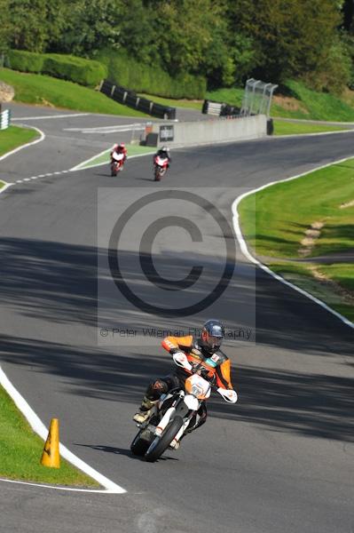 Motorcycle action photographs;Trackday digital images;cadwell;cadwell park photographs;event digital images;eventdigitalimages;motor racing louth lincolnshire;no limits trackday;peter wileman photography;trackday;trackday photos