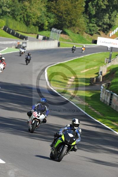 Motorcycle action photographs;Trackday digital images;cadwell;cadwell park photographs;event digital images;eventdigitalimages;motor racing louth lincolnshire;no limits trackday;peter wileman photography;trackday;trackday photos