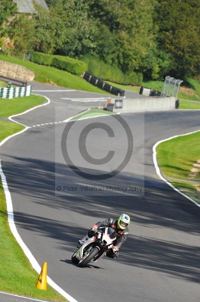 Motorcycle action photographs;Trackday digital images;cadwell;cadwell park photographs;event digital images;eventdigitalimages;motor racing louth lincolnshire;no limits trackday;peter wileman photography;trackday;trackday photos