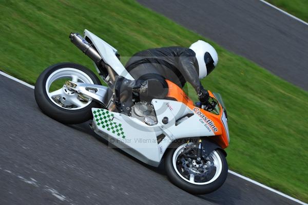 Motorcycle action photographs;Trackday digital images;cadwell;cadwell park photographs;event digital images;eventdigitalimages;motor racing louth lincolnshire;no limits trackday;peter wileman photography;trackday;trackday photos