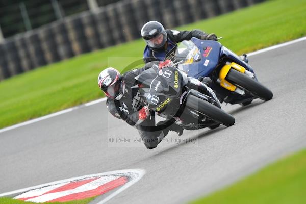 Motorcycle action photographs;Trackday digital images;cadwell;cadwell park photographs;event digital images;eventdigitalimages;motor racing louth lincolnshire;no limits trackday;peter wileman photography;trackday;trackday photos