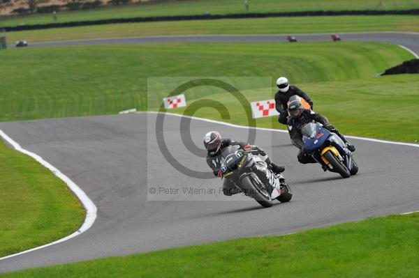 Motorcycle action photographs;Trackday digital images;cadwell;cadwell park photographs;event digital images;eventdigitalimages;motor racing louth lincolnshire;no limits trackday;peter wileman photography;trackday;trackday photos