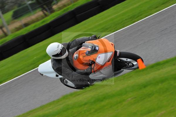 Motorcycle action photographs;Trackday digital images;cadwell;cadwell park photographs;event digital images;eventdigitalimages;motor racing louth lincolnshire;no limits trackday;peter wileman photography;trackday;trackday photos