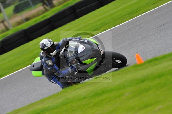 Motorcycle action photographs;Trackday digital images;cadwell;cadwell park photographs;event digital images;eventdigitalimages;motor racing louth lincolnshire;no limits trackday;peter wileman photography;trackday;trackday photos