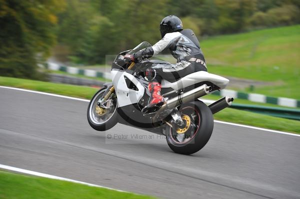 Motorcycle action photographs;Trackday digital images;cadwell;cadwell park photographs;event digital images;eventdigitalimages;motor racing louth lincolnshire;no limits trackday;peter wileman photography;trackday;trackday photos